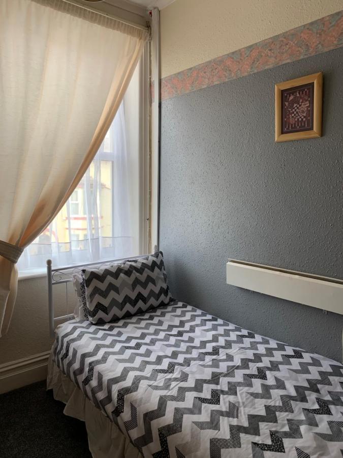 בלקפול Alondra Hotel מראה חיצוני תמונה